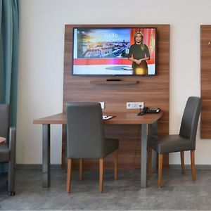 Neu Heidelberg - Guesthouse&Apartments